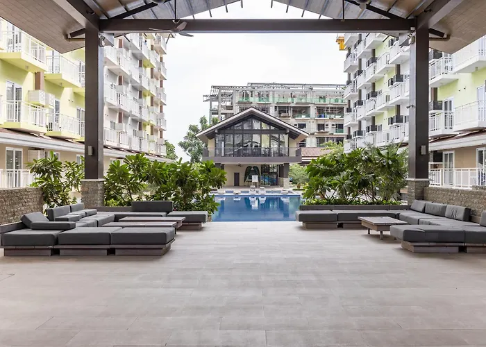 Stylish Near Airport- Poolview Amani Grand Apartamento Isla de Mactán