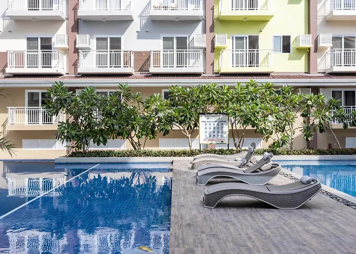 Stylish Near Airport- Poolview Amani Grand *